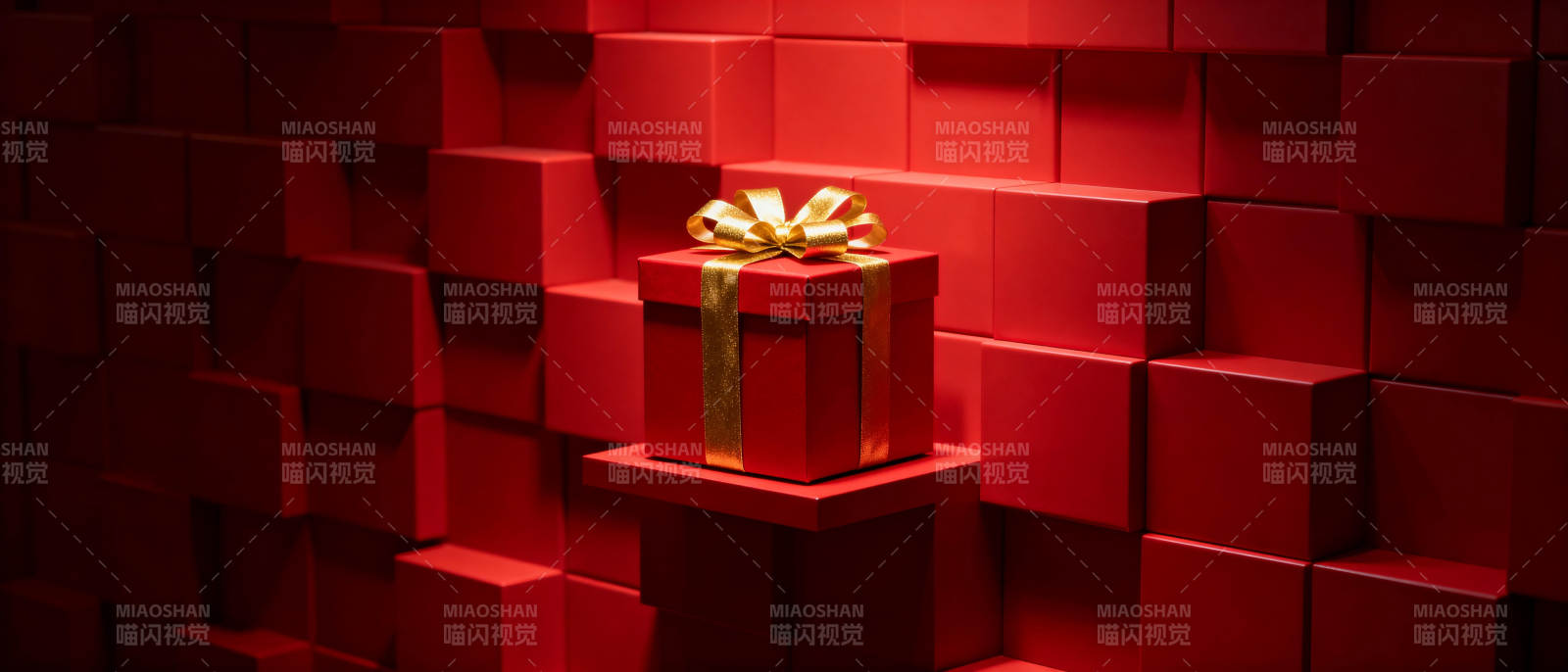 红色礼盒 金色丝带图片