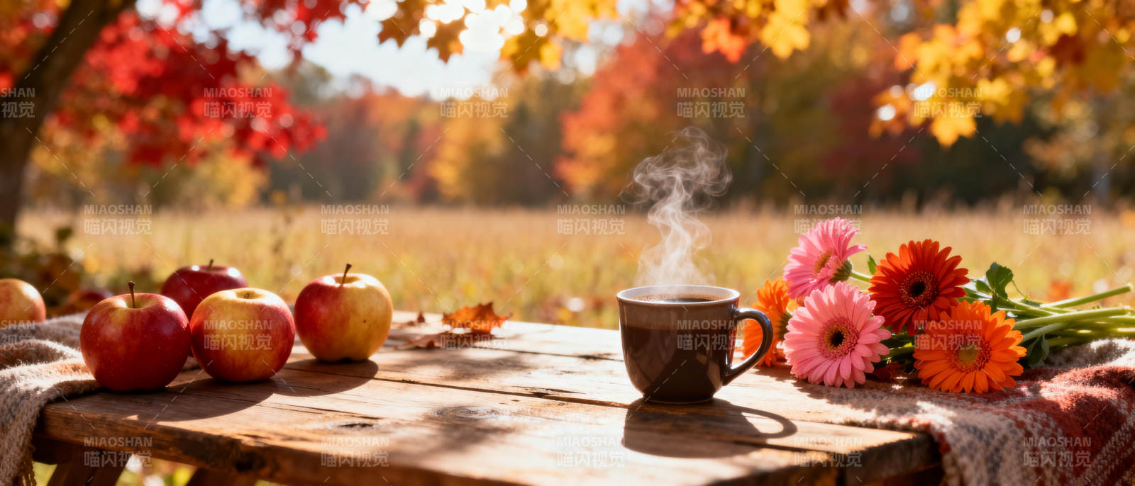 秋日暖阳苹果茶图片