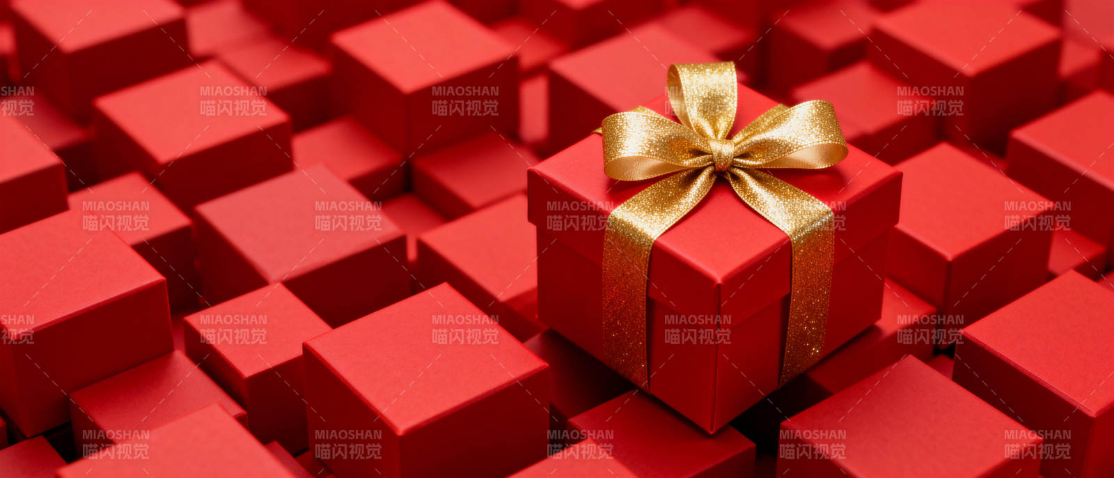 红色礼盒堆叠图图片