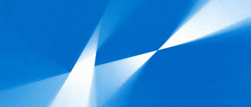 蓝色光影交错图片