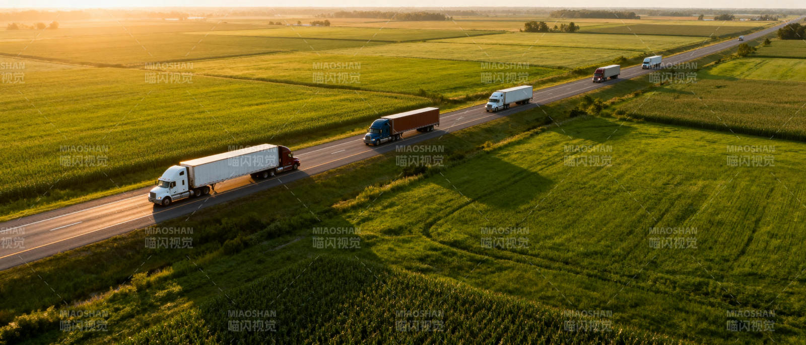 公路货运风景图片