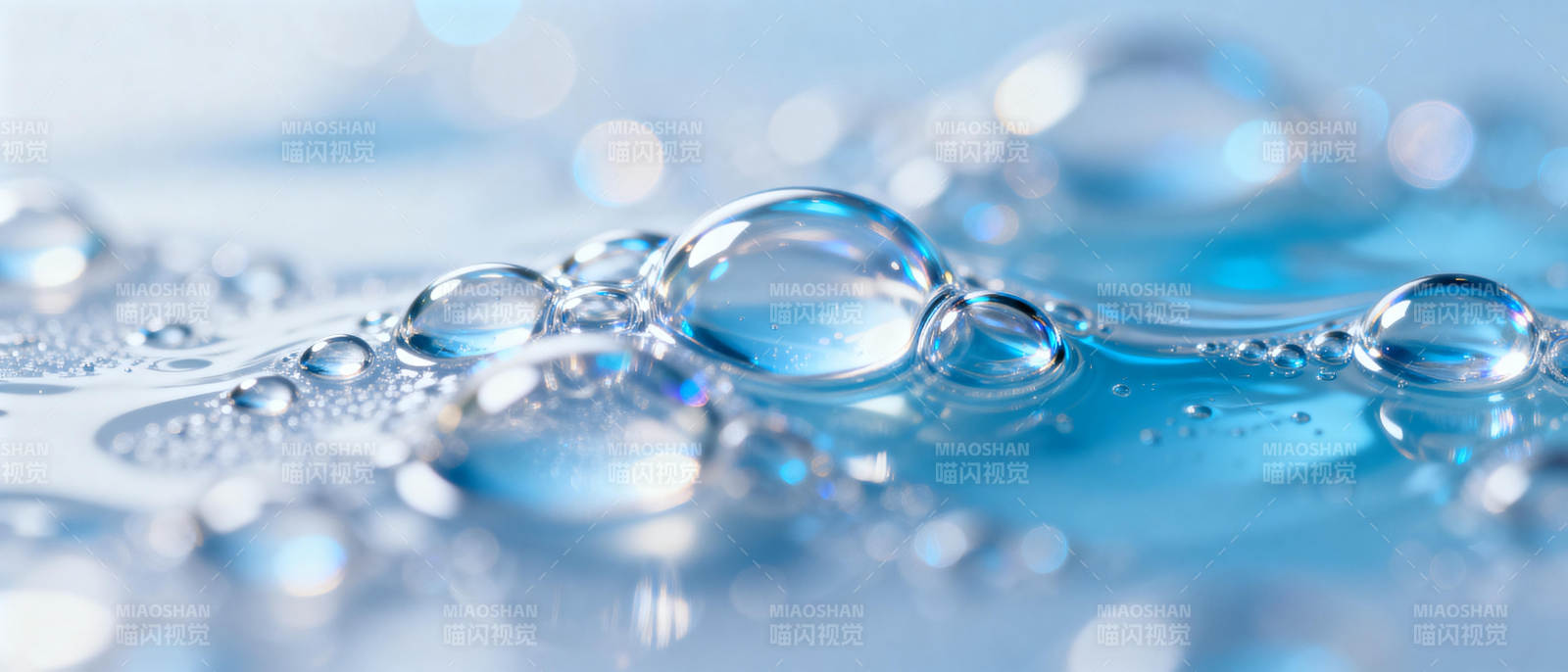 水珠晶莹剔透图片