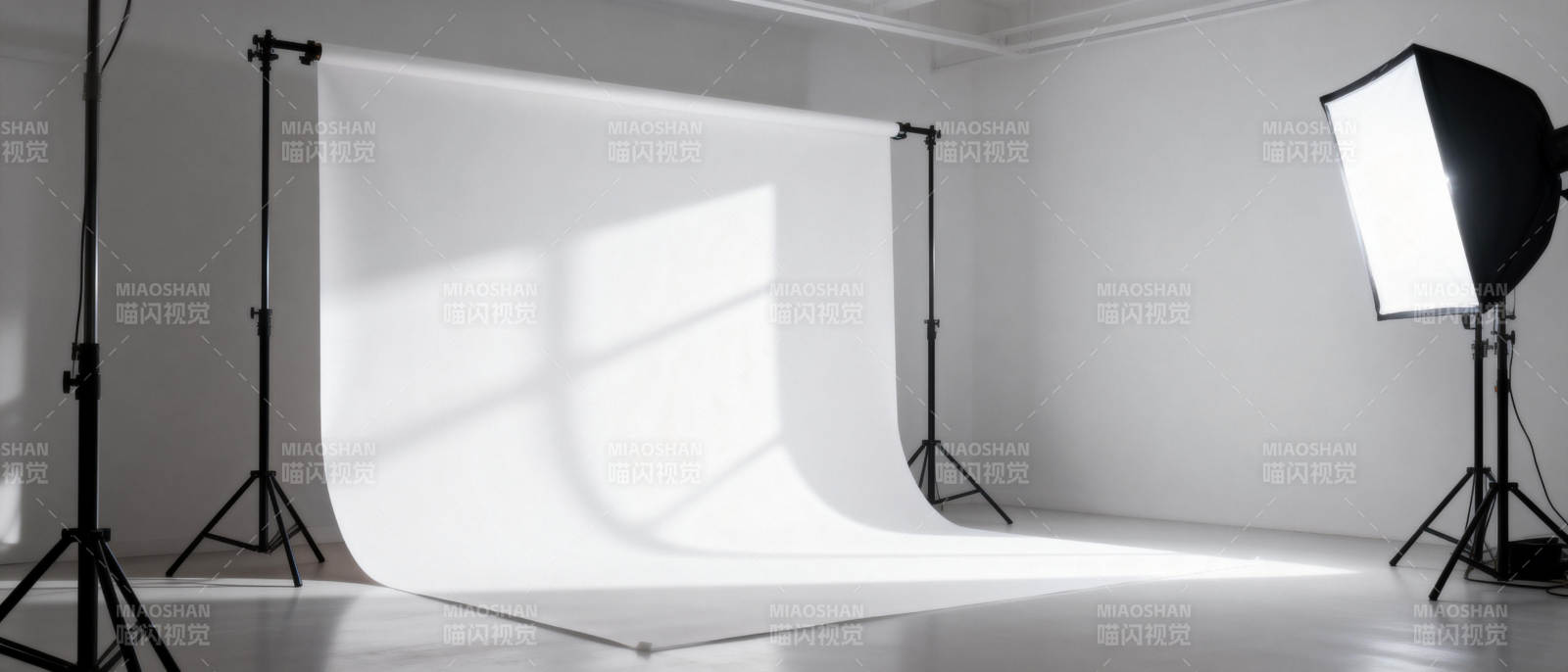 摄影棚布光场景图片