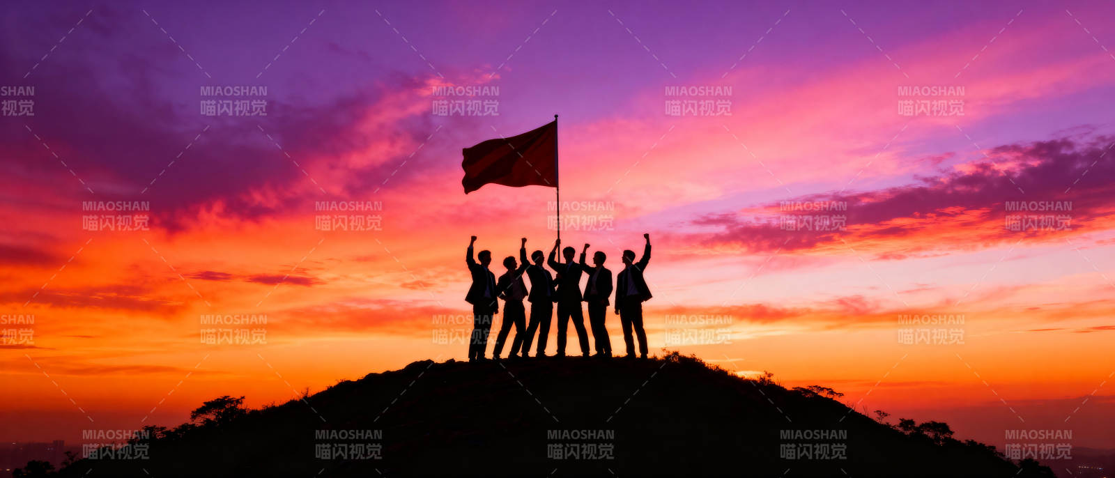 登顶胜利 共庆辉煌图片