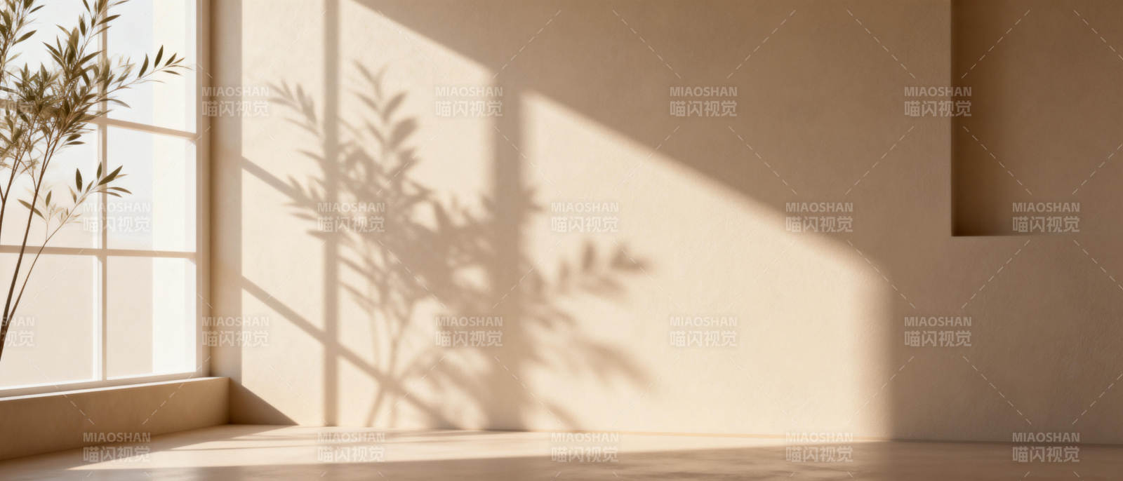 光影中的静谧角落图片