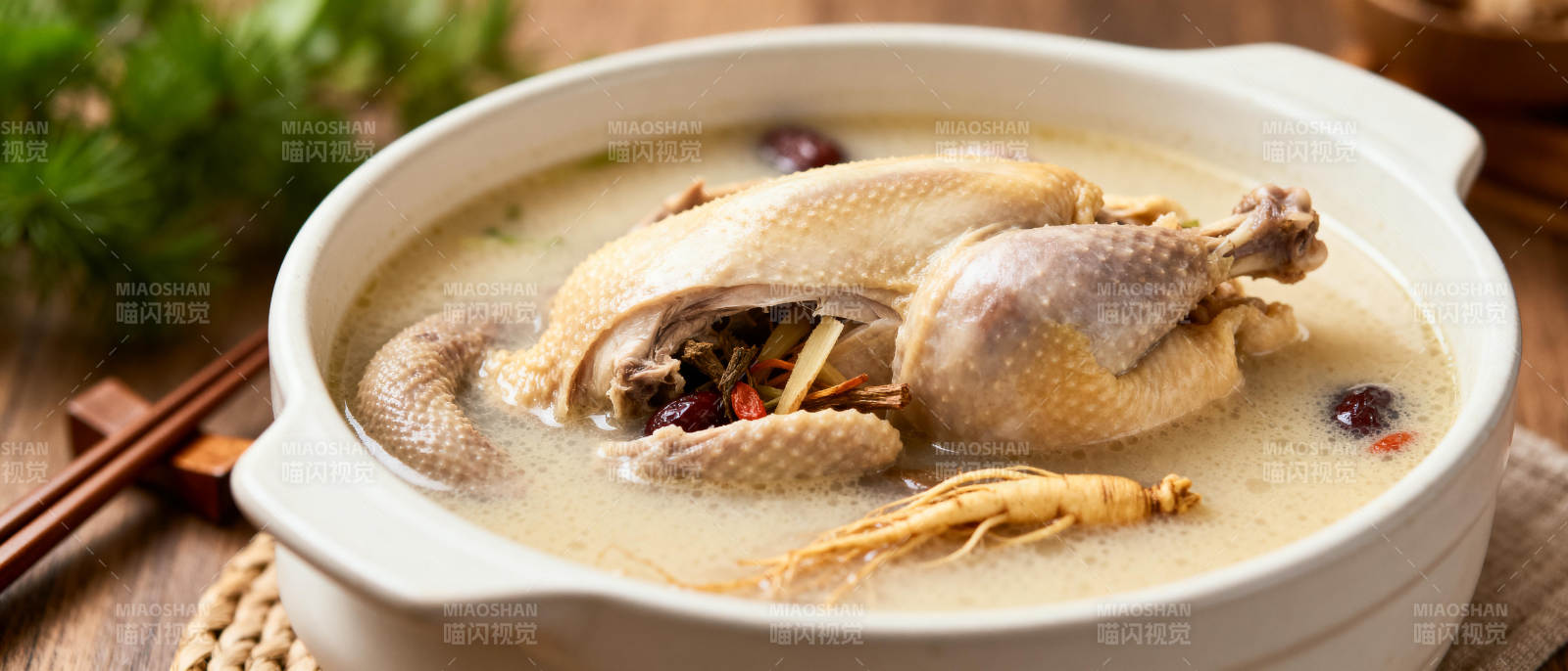 滋补鸡汤图片