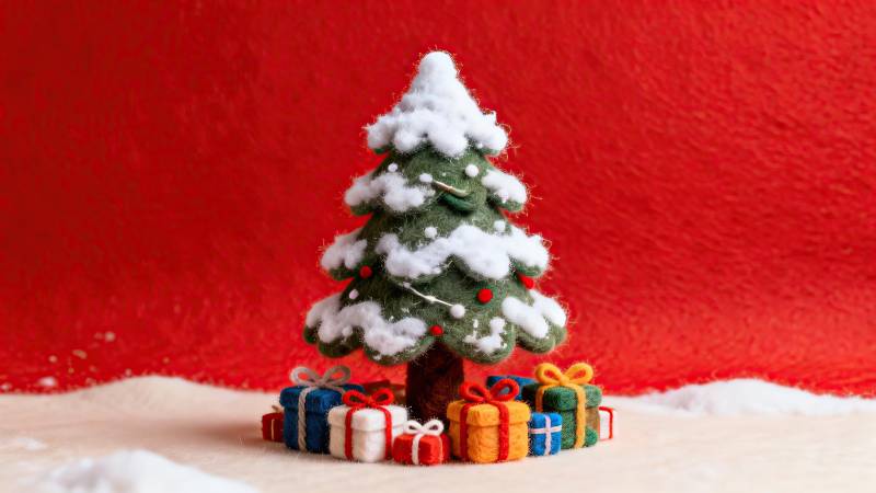 圣诞树与彩色礼物盒图片