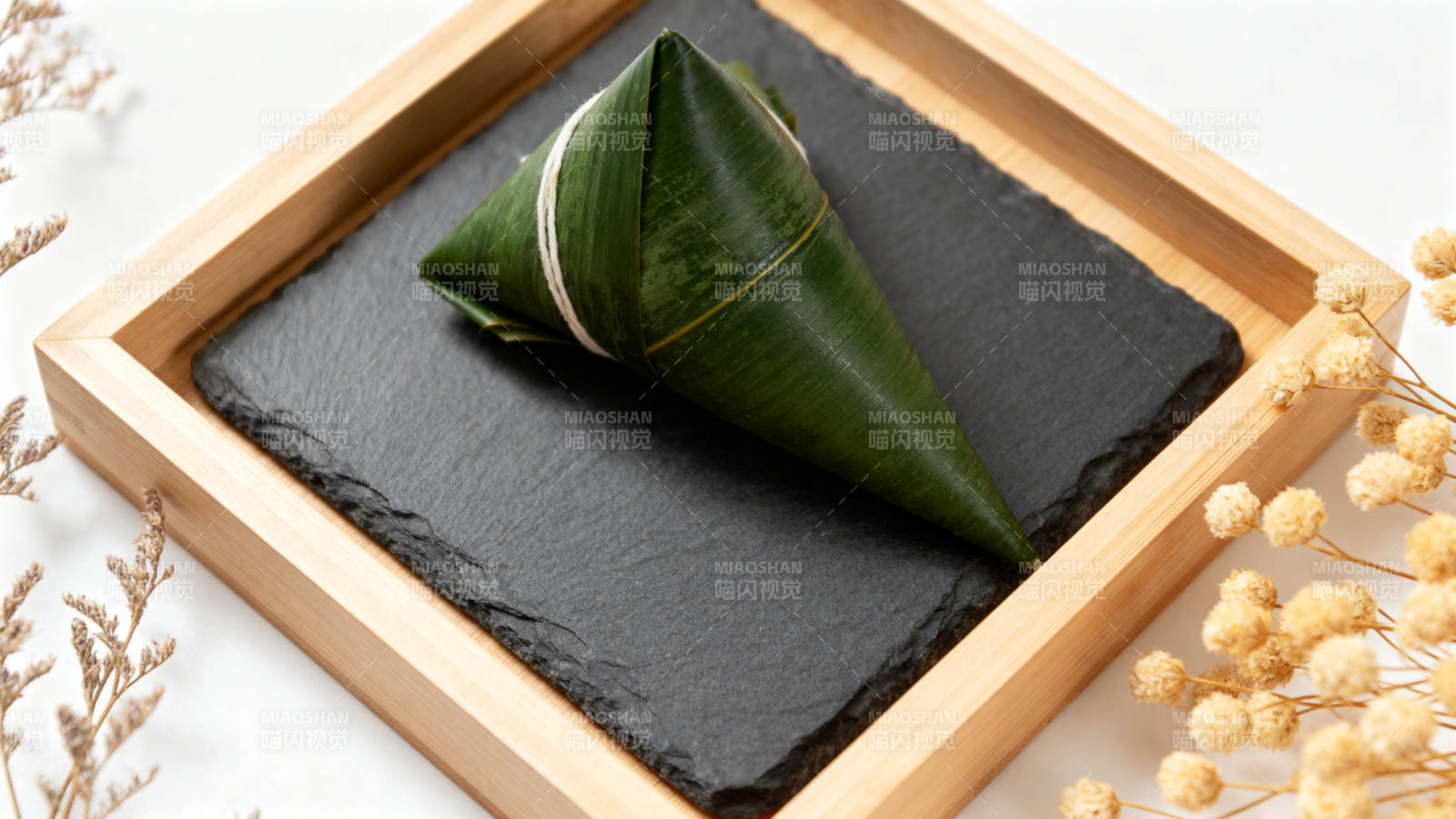 端午节传统粽子特写图片