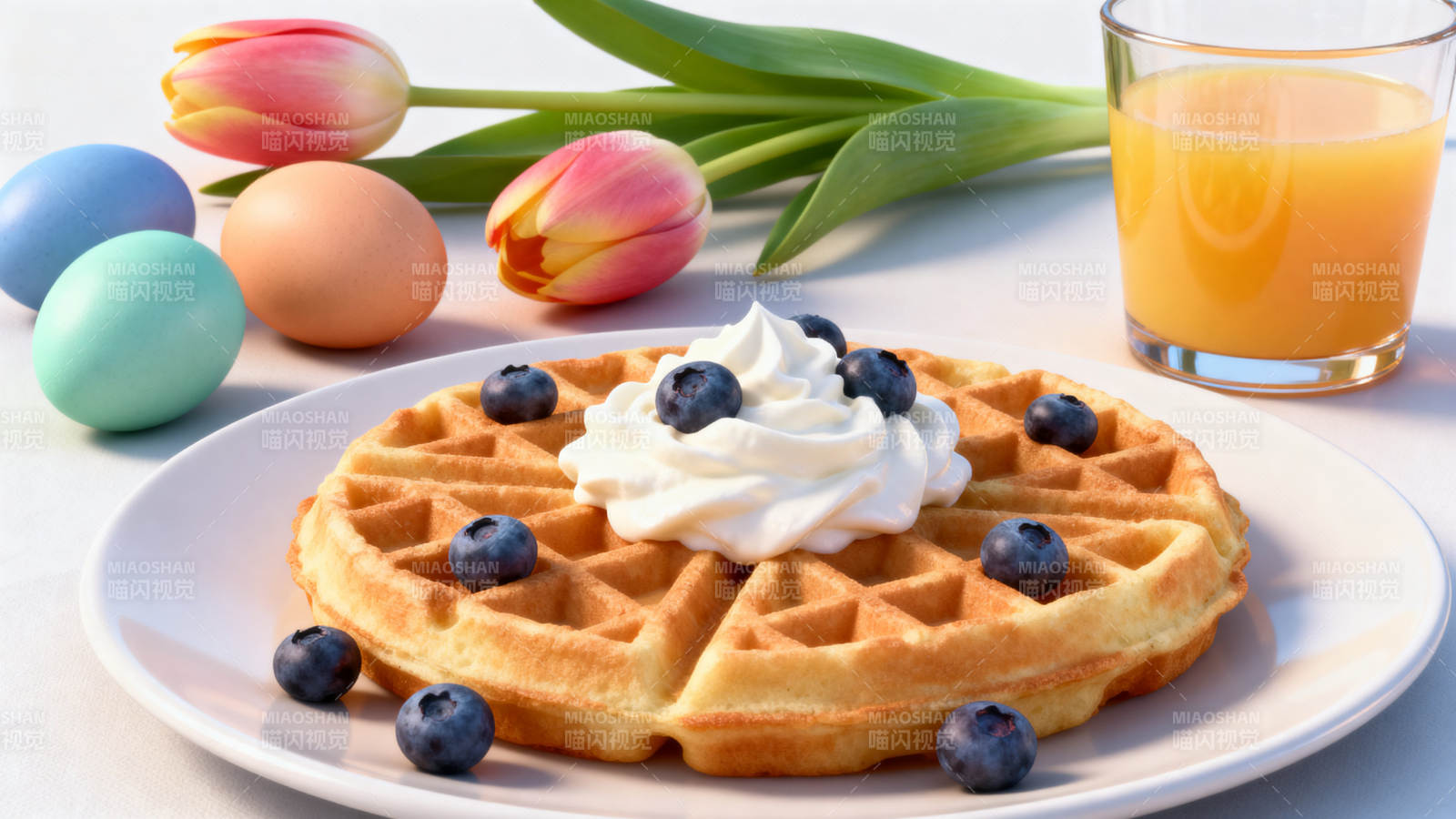华夫饼与蓝莓的早餐图片
