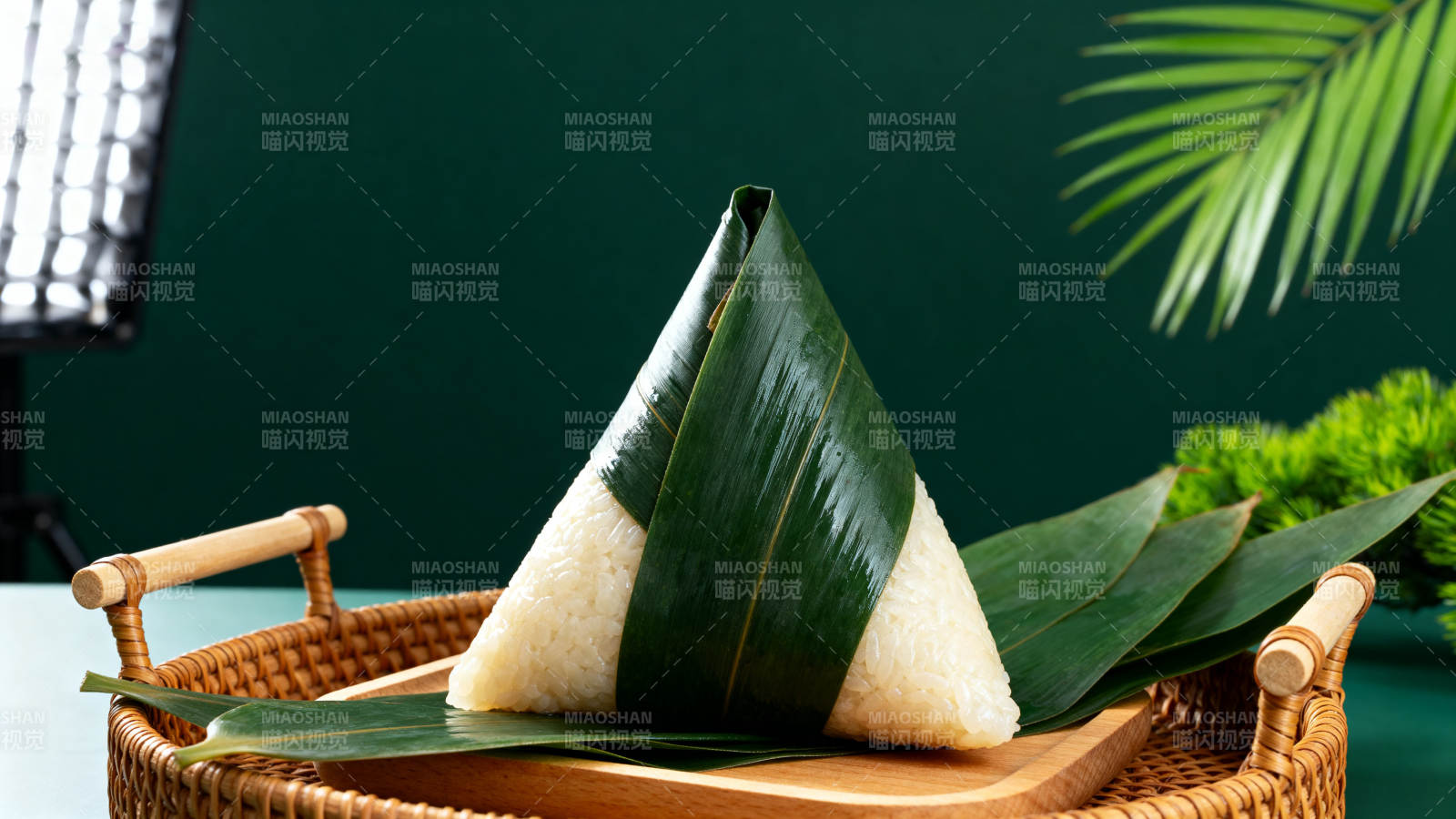 端午节传统美食粽子图片