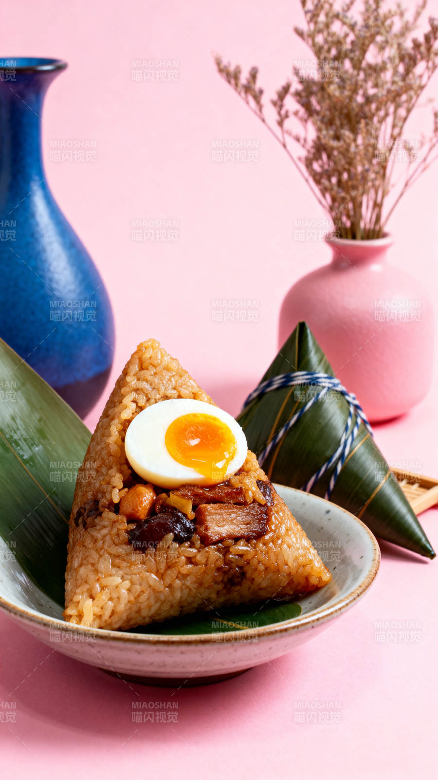 端午节粽子与卤蛋图片