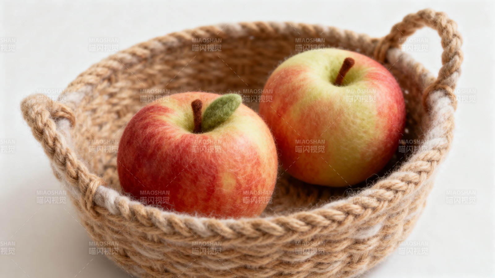 羊毛毡苹果编织篮图片