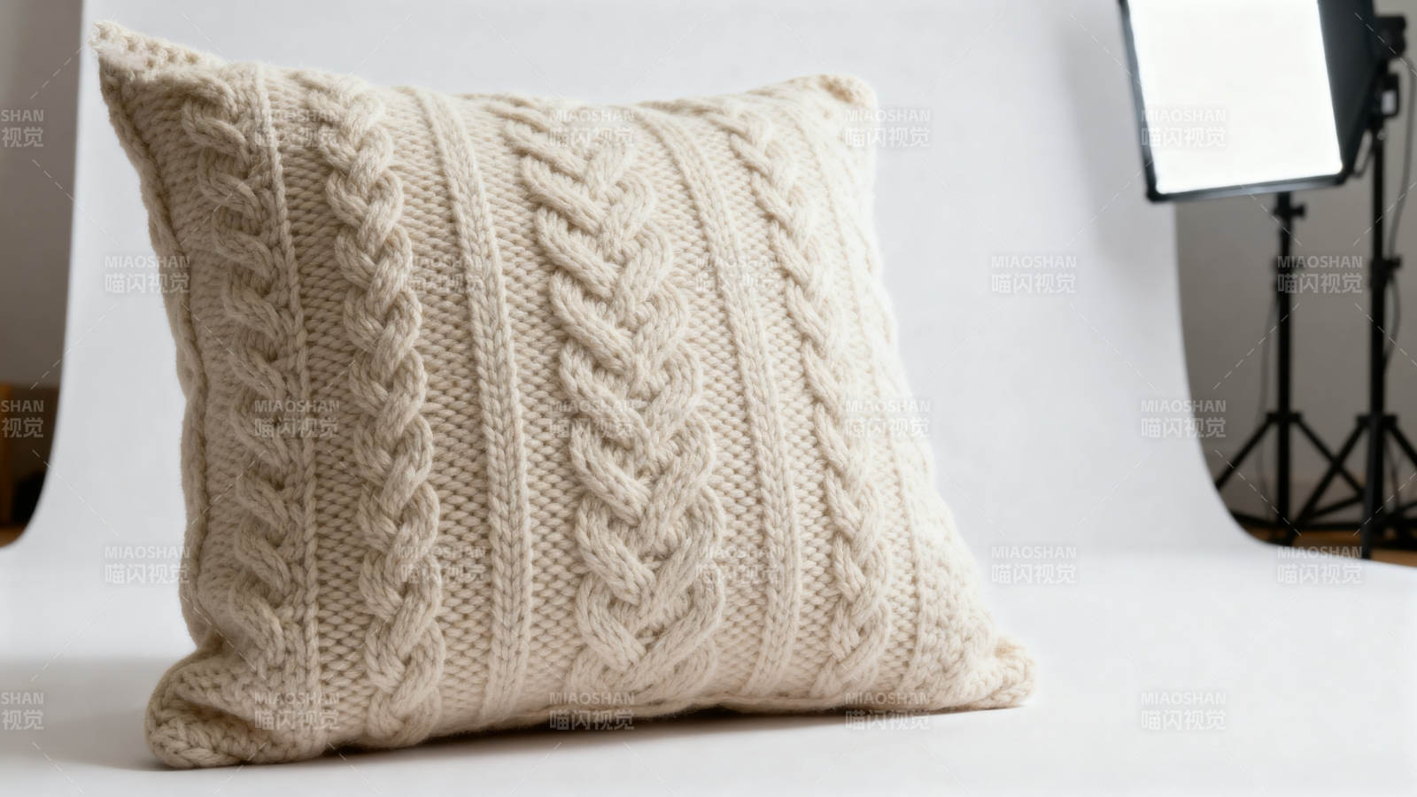 针织抱枕摄影展示图片