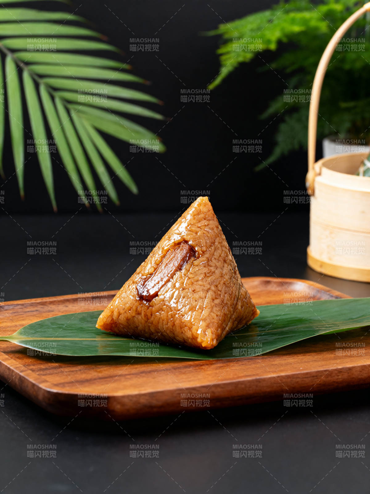 美味肉粽特写展示图片