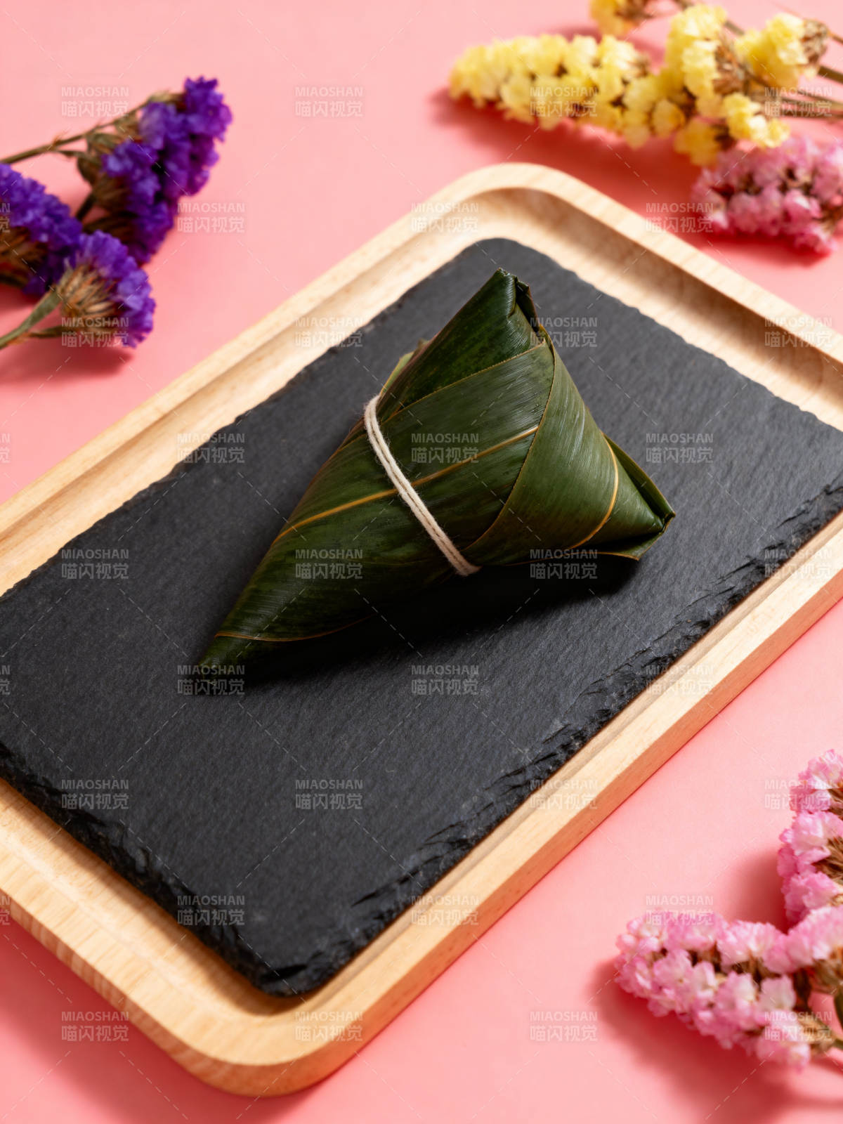 端午节传统粽子特写图片