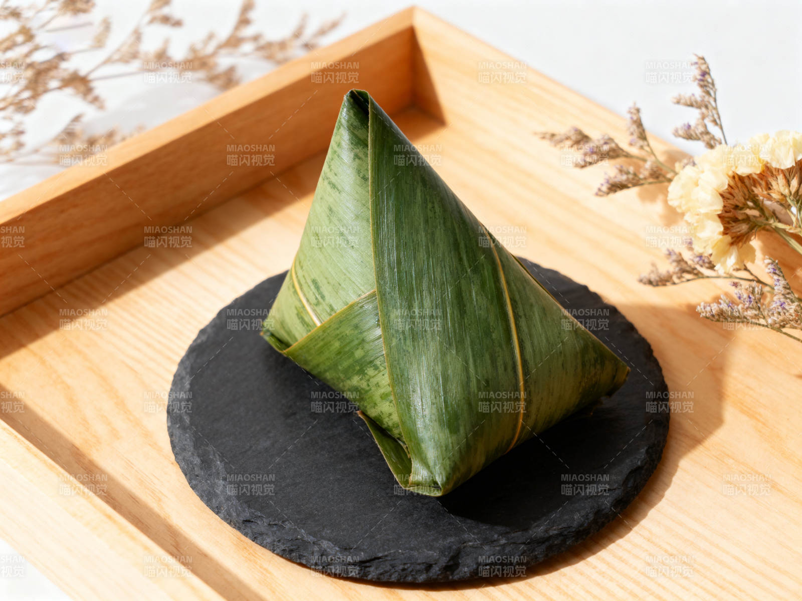 端午节传统粽子特写图片