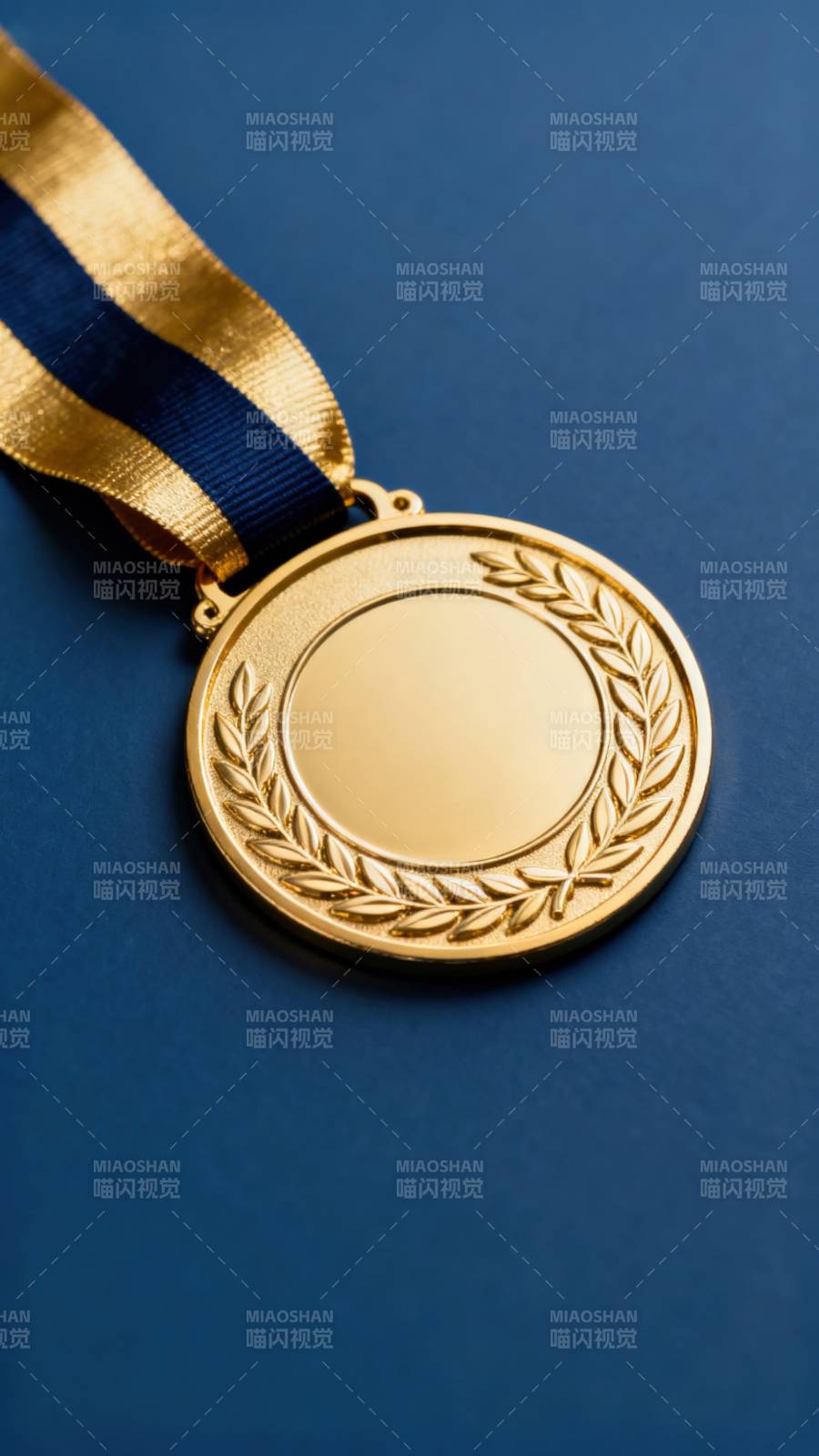 金色奖牌闪耀荣耀图片