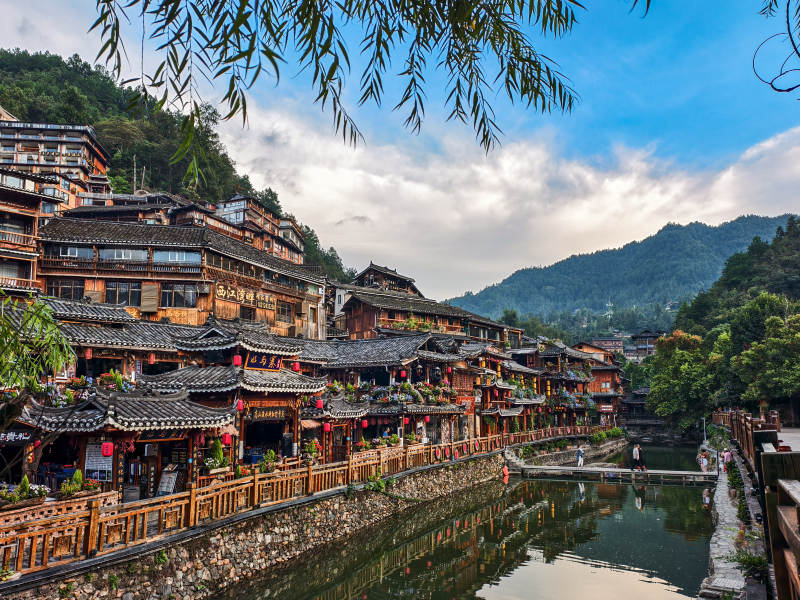山水古镇风光（西江千户苗寨）图片