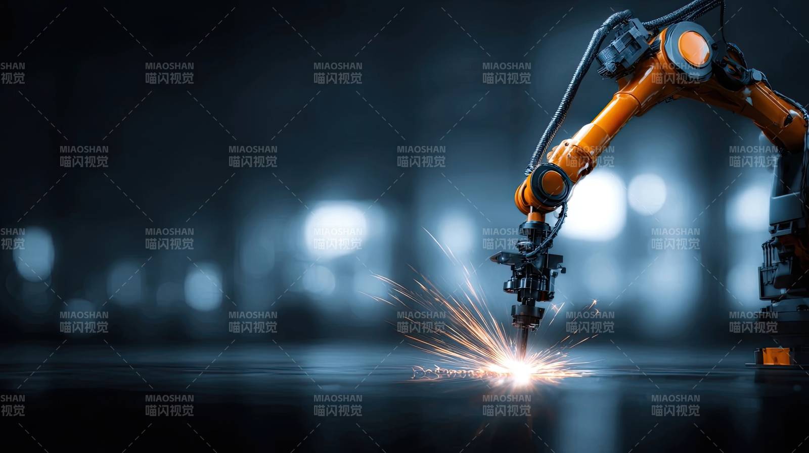 工业机械臂焊接作业场景图片