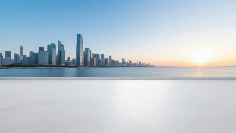 城市天际线日出海景图片