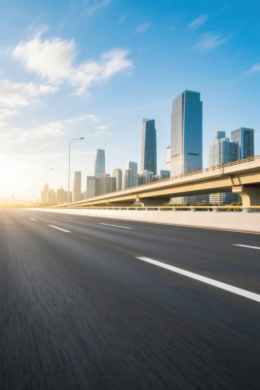 城市高架桥阳光下的公路图片