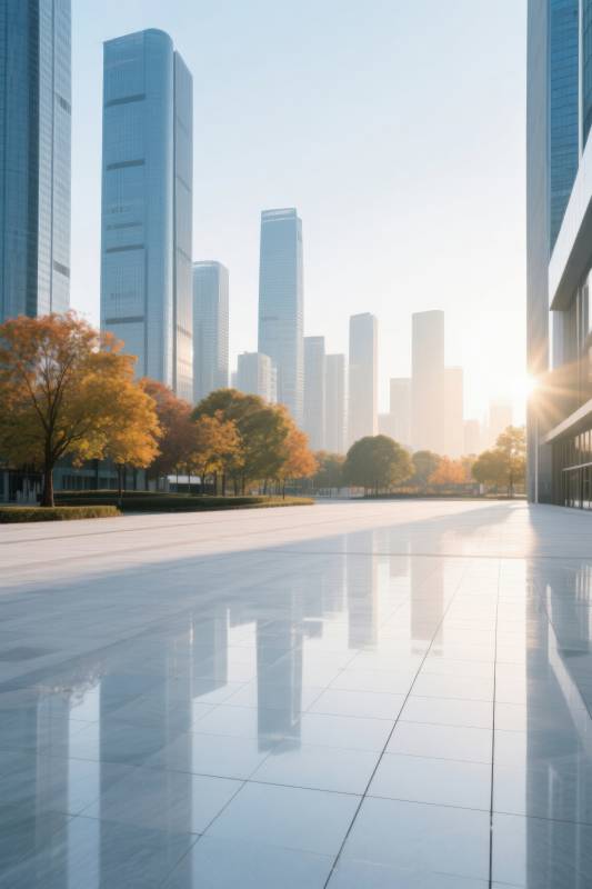 城市高楼与秋日阳光图片