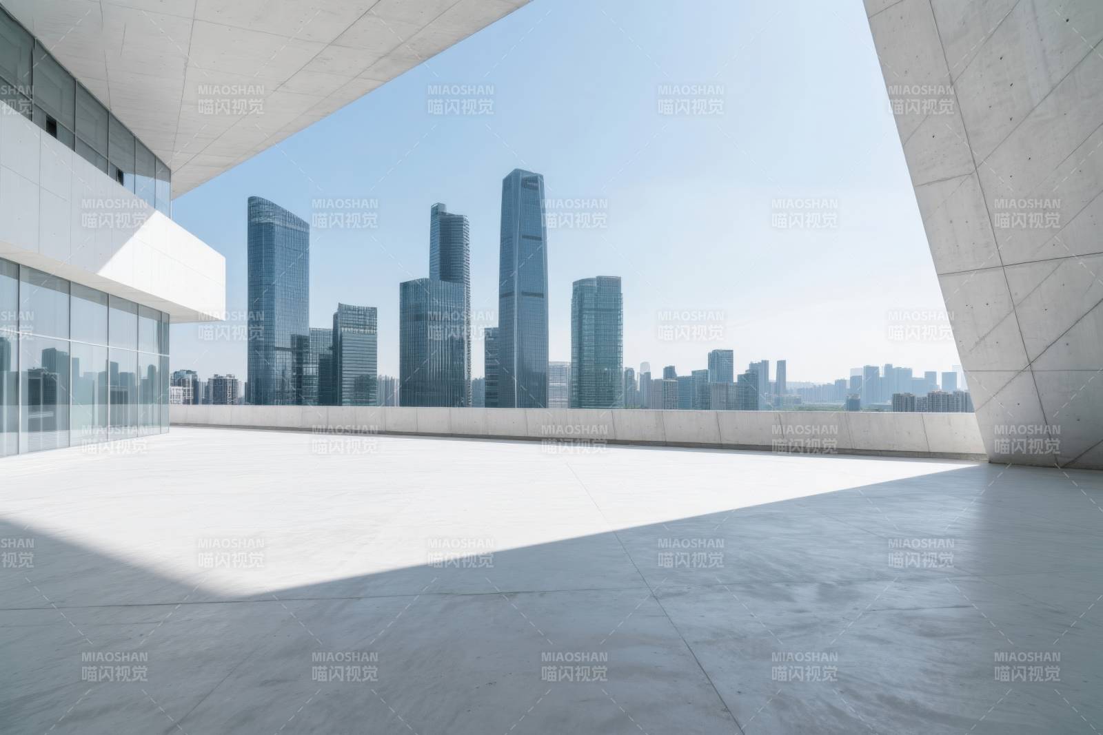 现代城市天际线与建筑空间图片