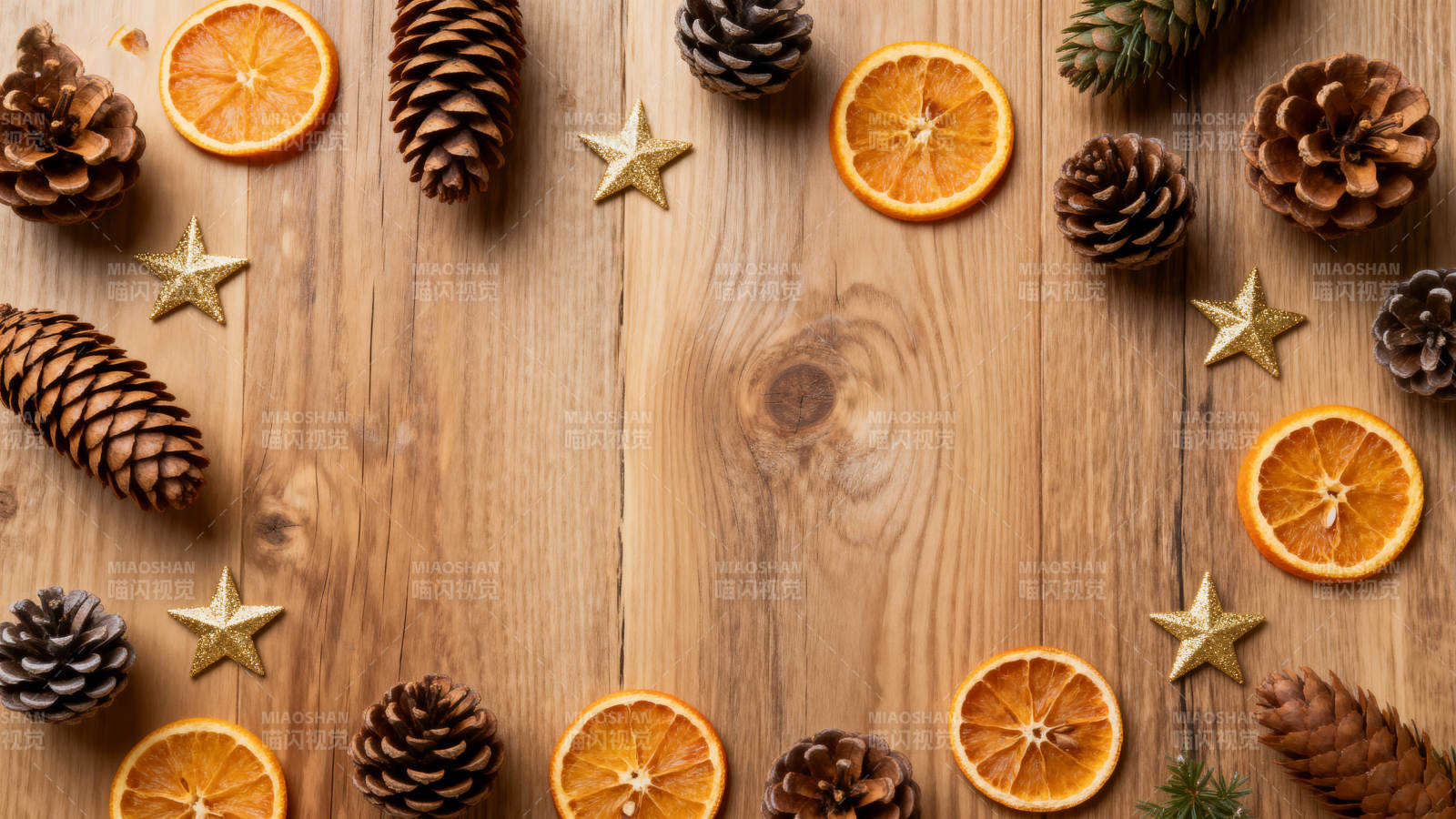 圣诞节松果与橙子装饰图片
