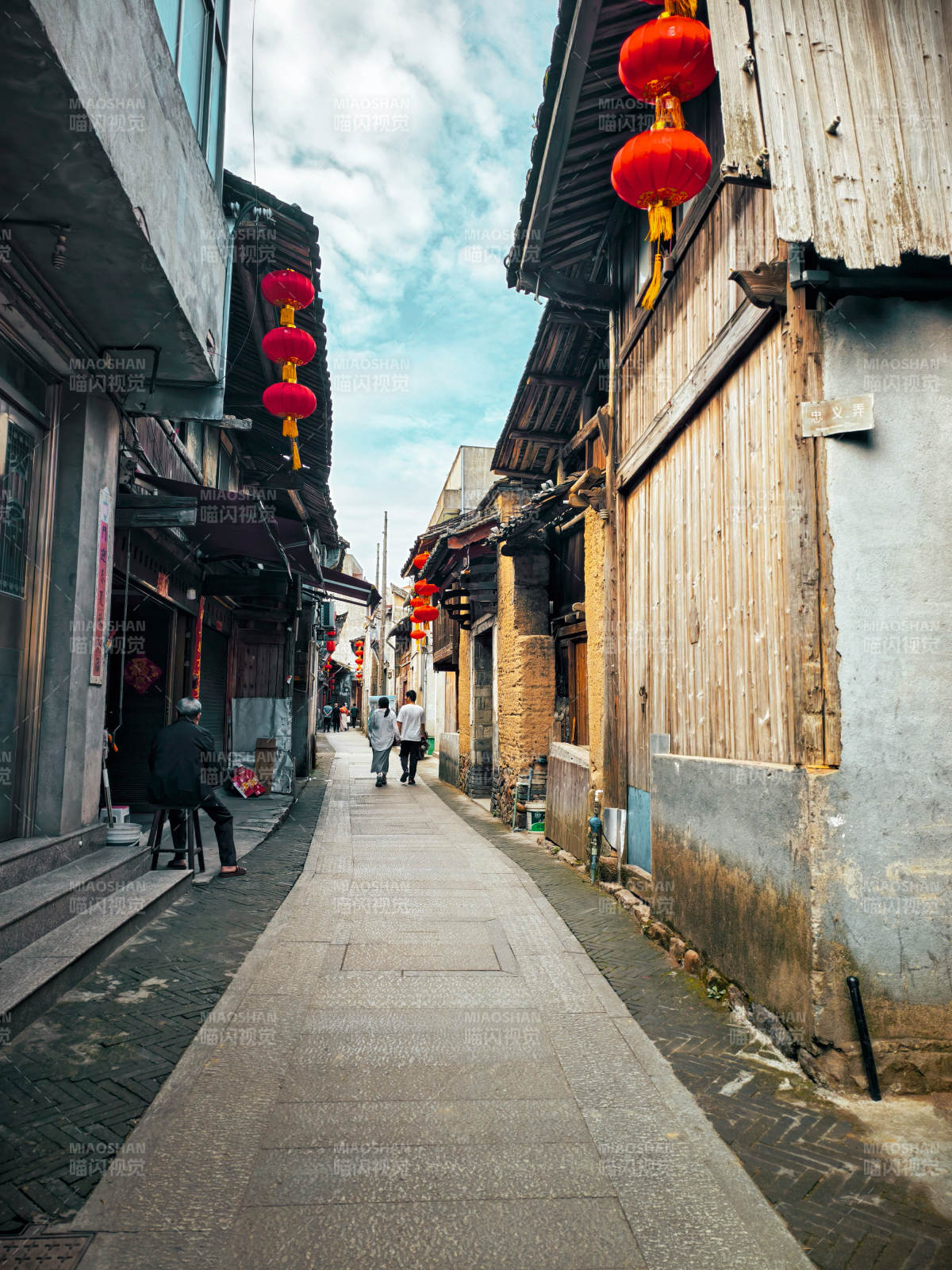 宁德霍童古巷红灯映旧街图片