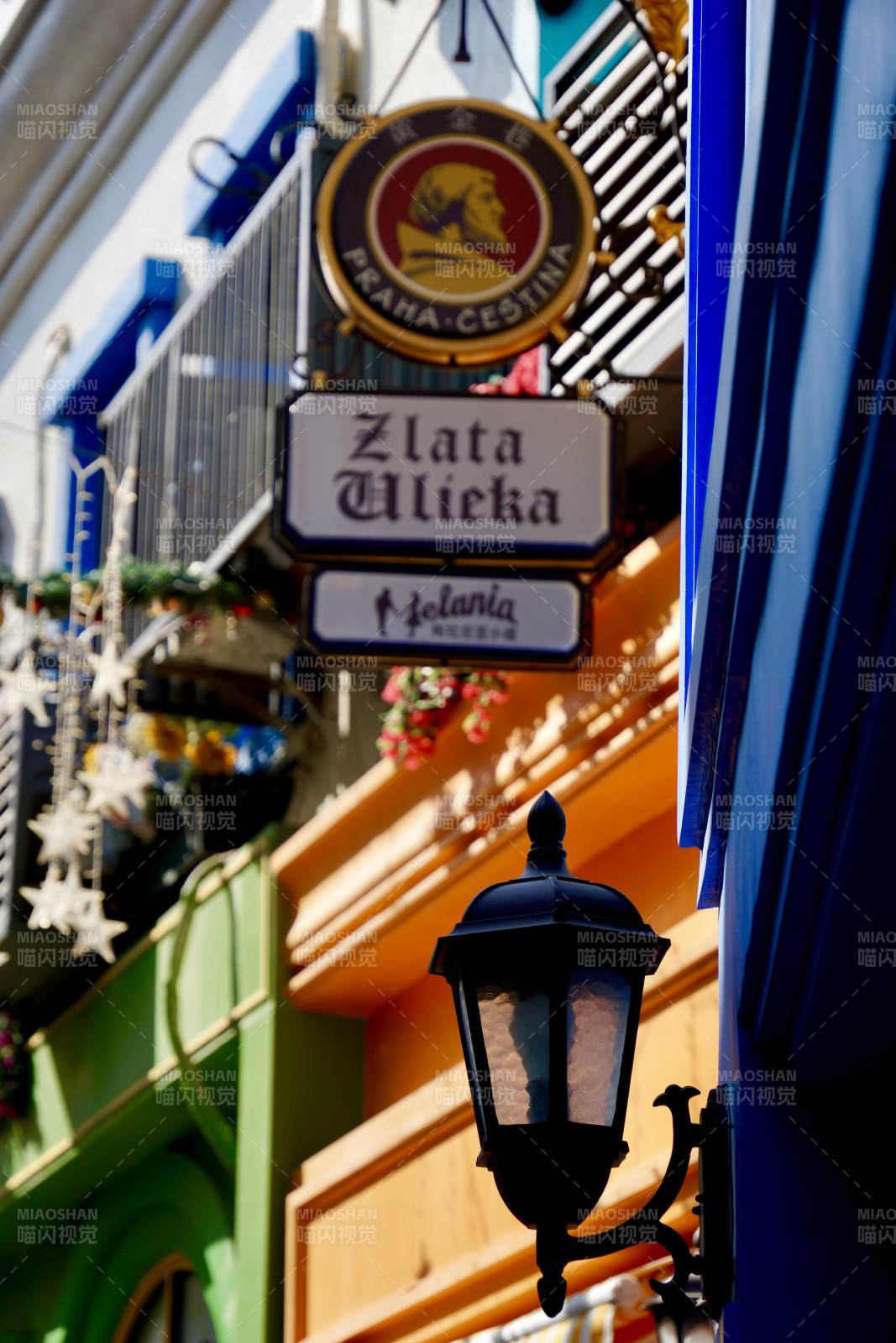 布拉格街景招牌图片