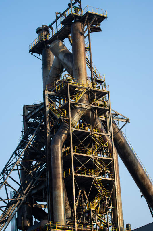 杭钢公园工业塔架结构图片