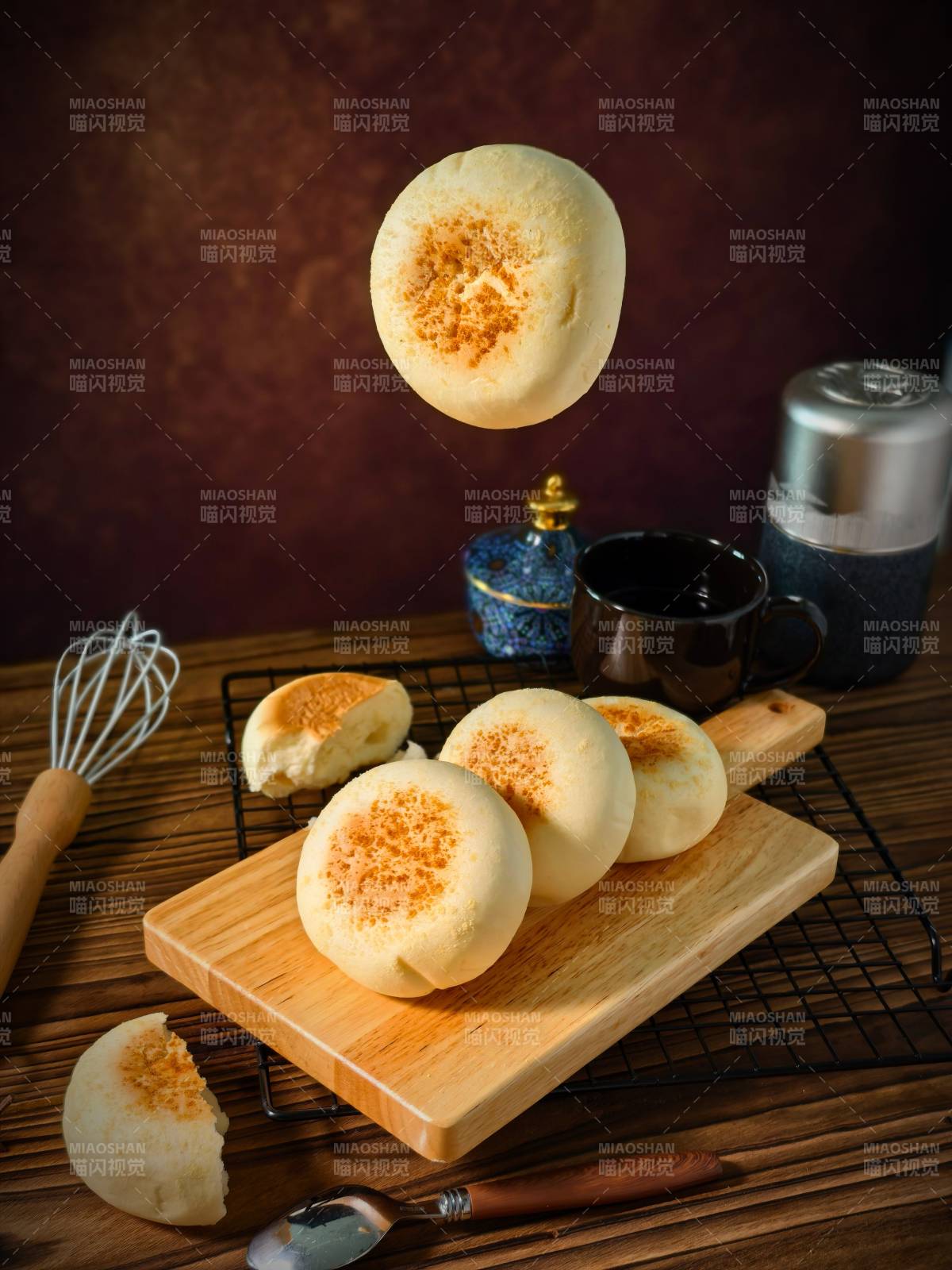 飞舞的豆乳餐包图片