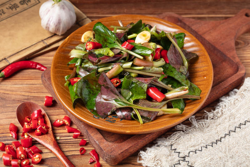 凉拌鱼腥草图片