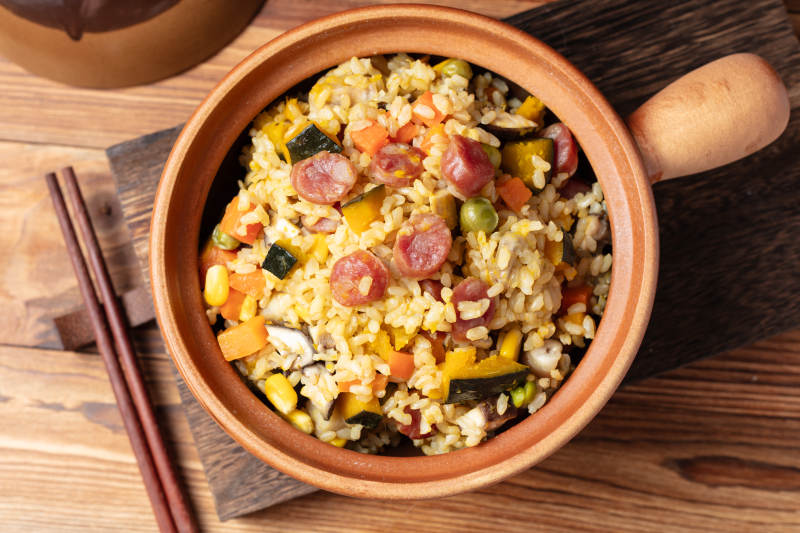 腊肠蔬菜焖饭图片