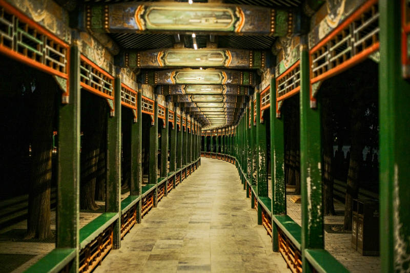 颐和园长廊幽深古韵浓图片