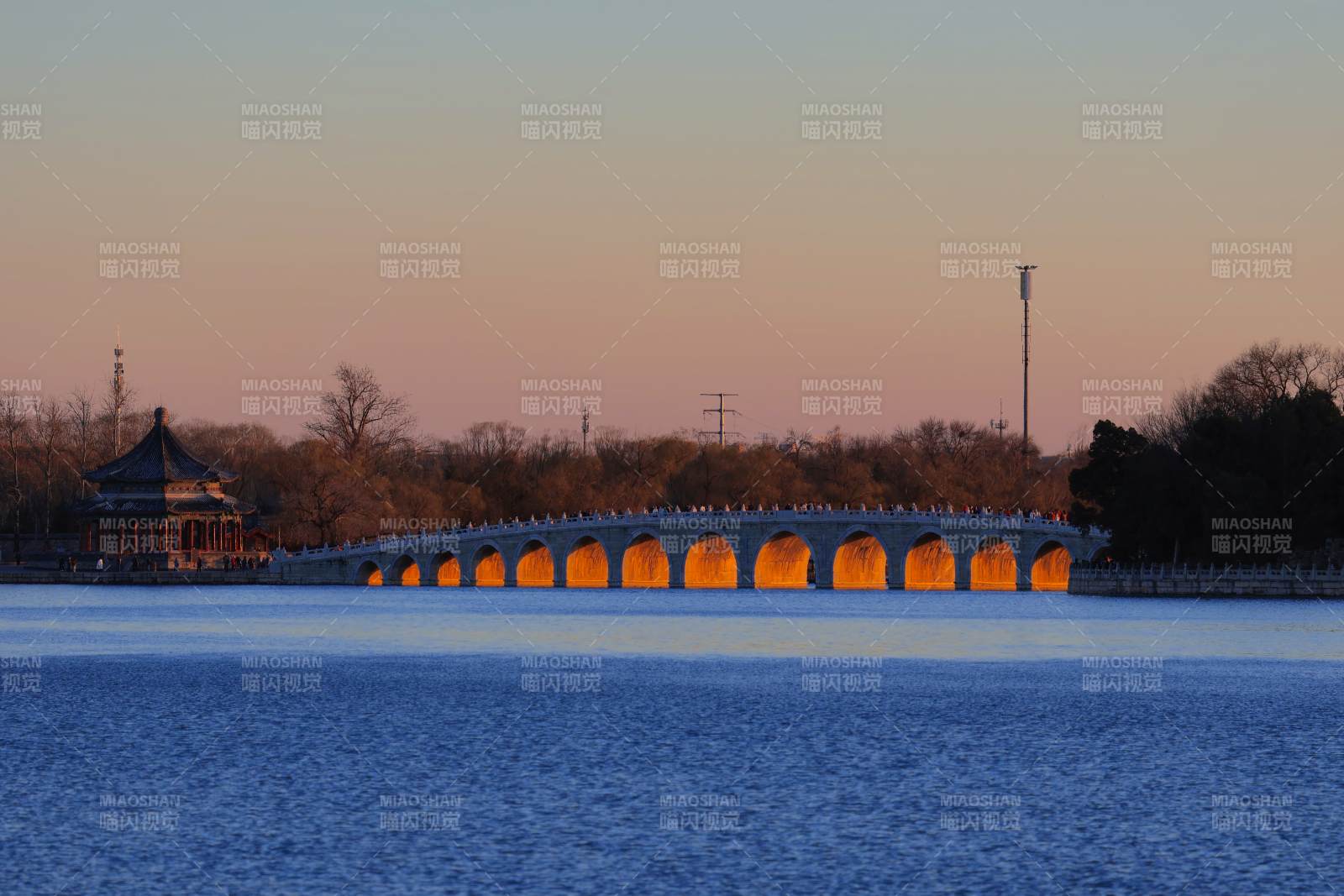 十七孔桥夕照图片