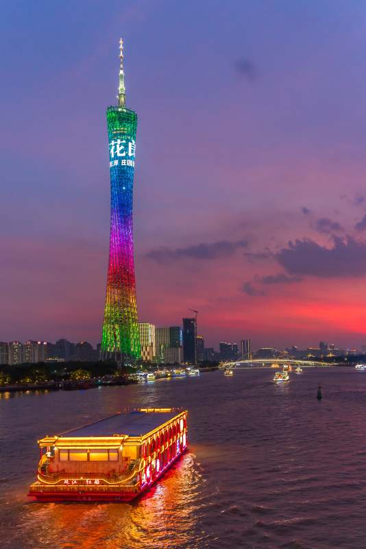 广州塔夜景璀璨图片