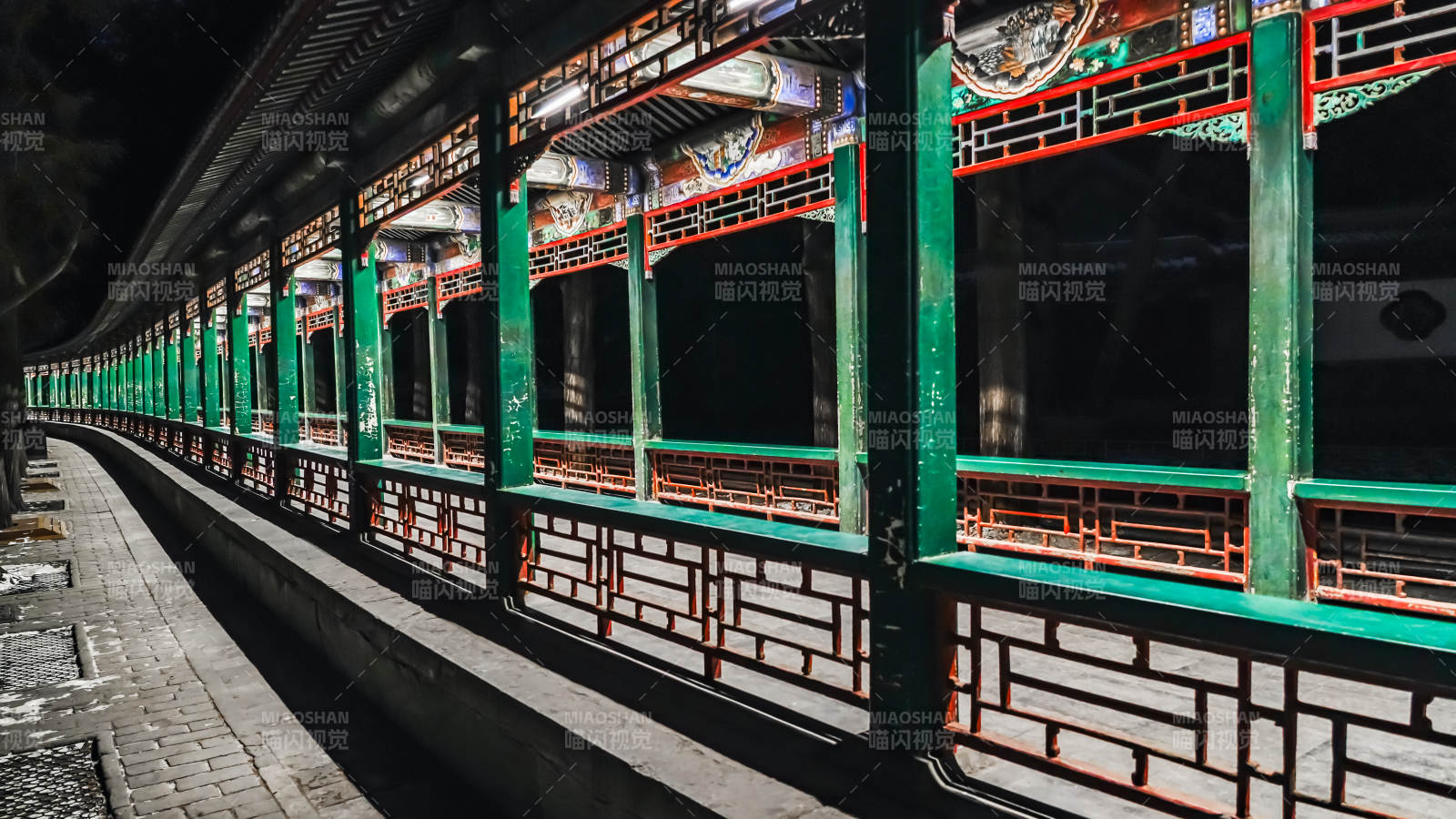 古色古香长廊图片