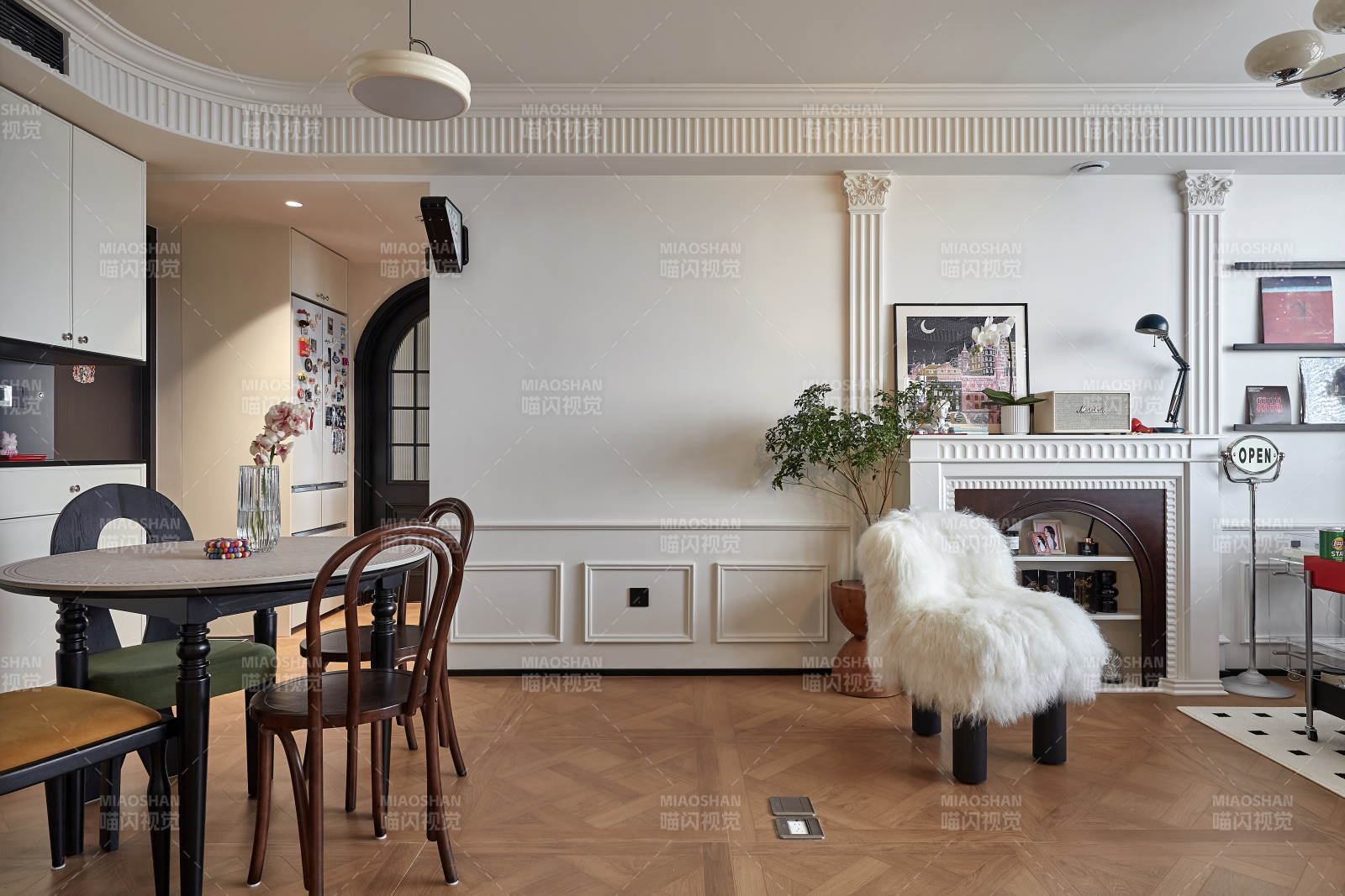 现代简约客厅设计图片