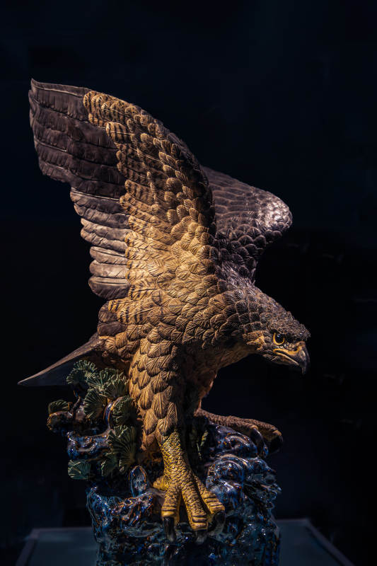 景德镇雄鹰陶瓷图片