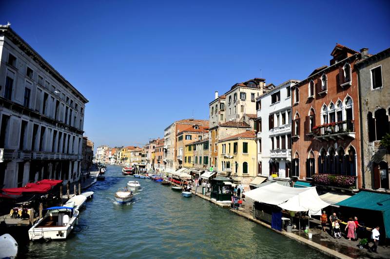 威尼斯水道风光图片