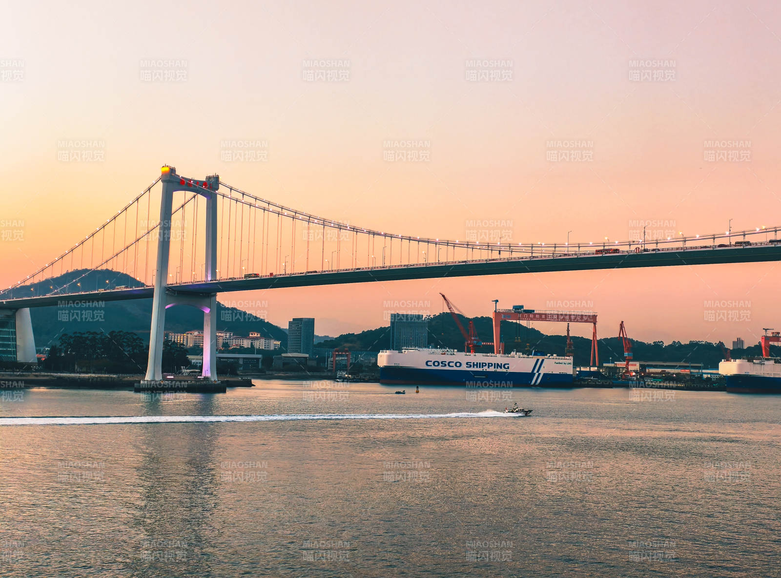 跨海大桥日落景图片
