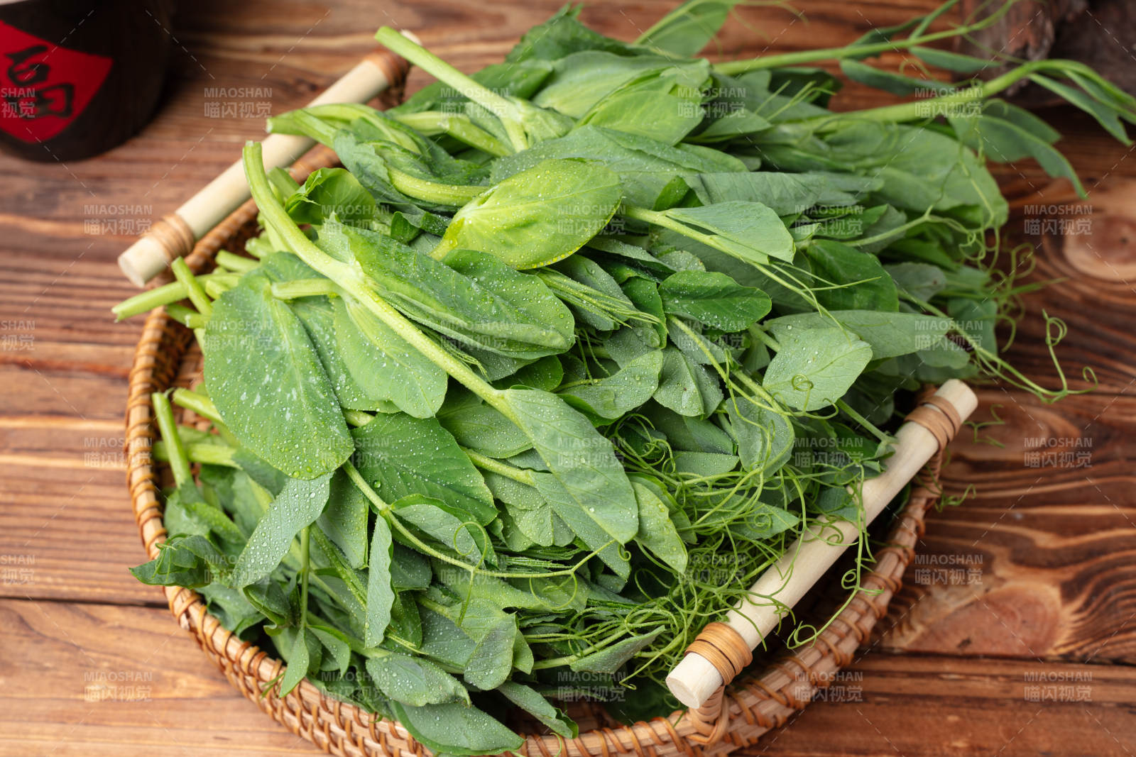 新鲜豌豆苗图片