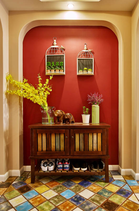 温馨玄关装饰图片