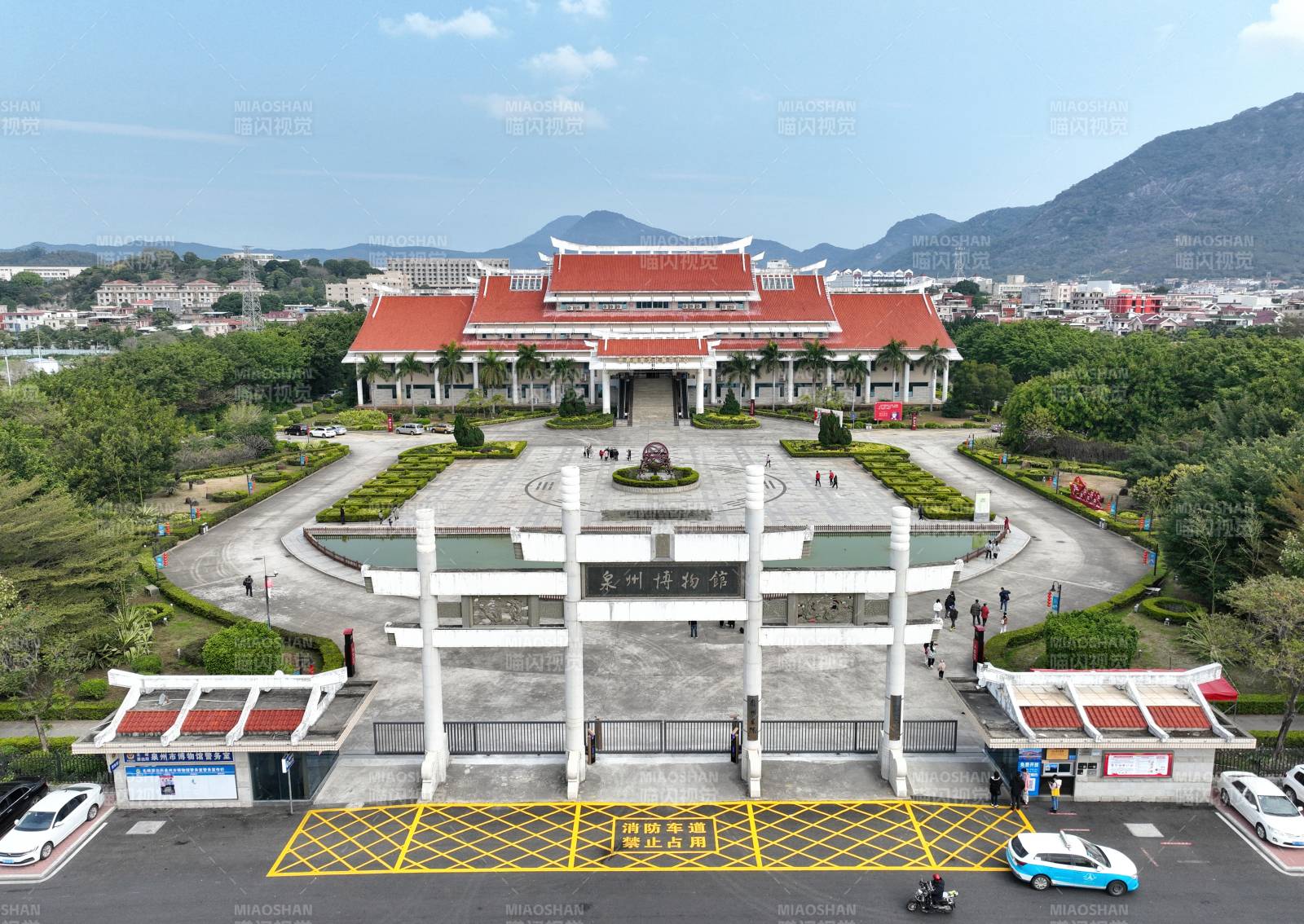 厦门大学校门风光图片