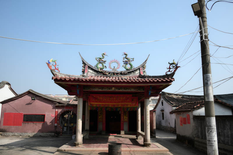 古庙门前风光图片