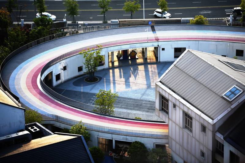 环形建筑俯瞰图图片