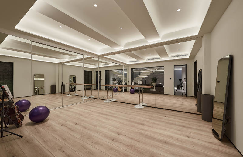 现代舞蹈练习室图片