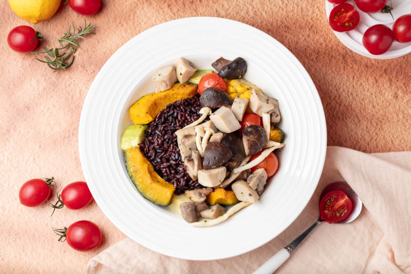 南瓜菌菇糙米饭图片