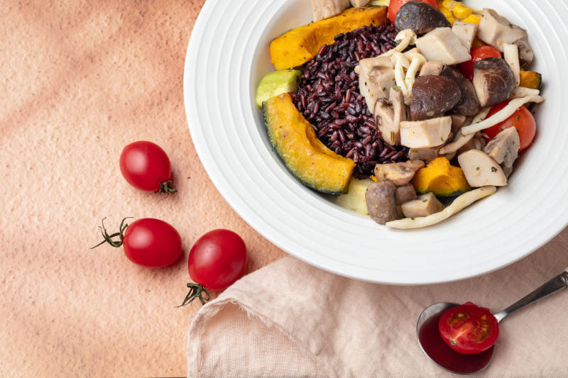 南瓜菌菇糙米饭图片